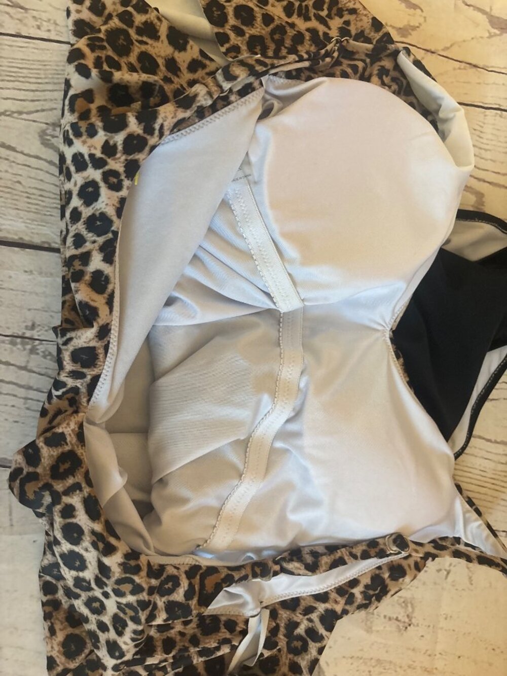 Animal Print Black Flared Bib Front One Piece Size XL - Picture 8 of 10